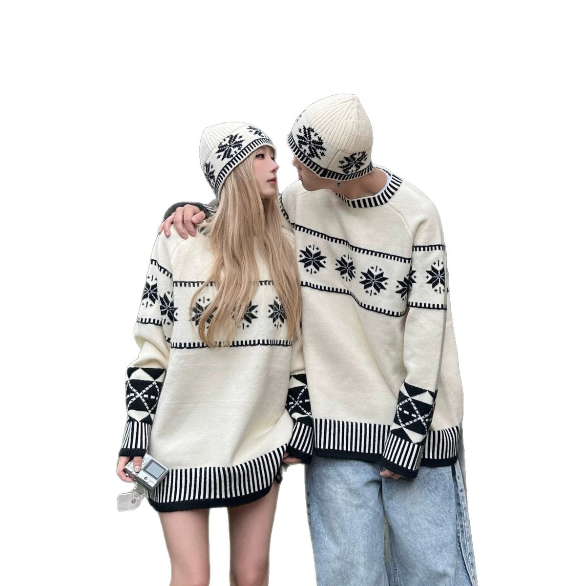 Unisex knit sweater in Nordic style