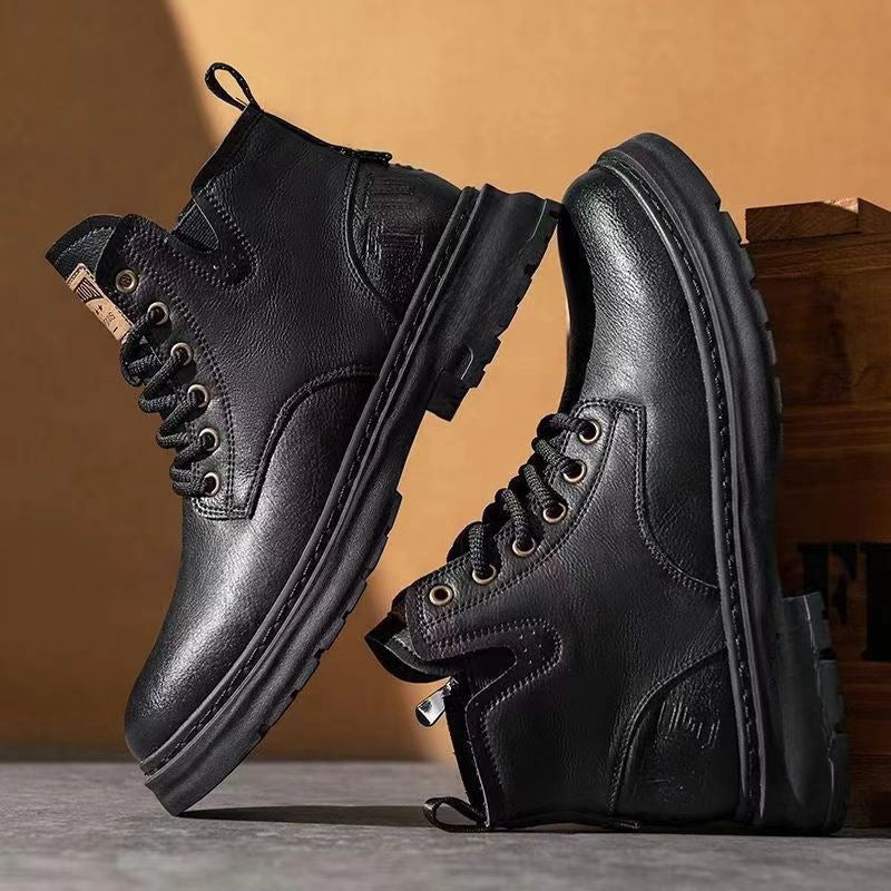 Retro lace-up boots made of genuine leather with platform