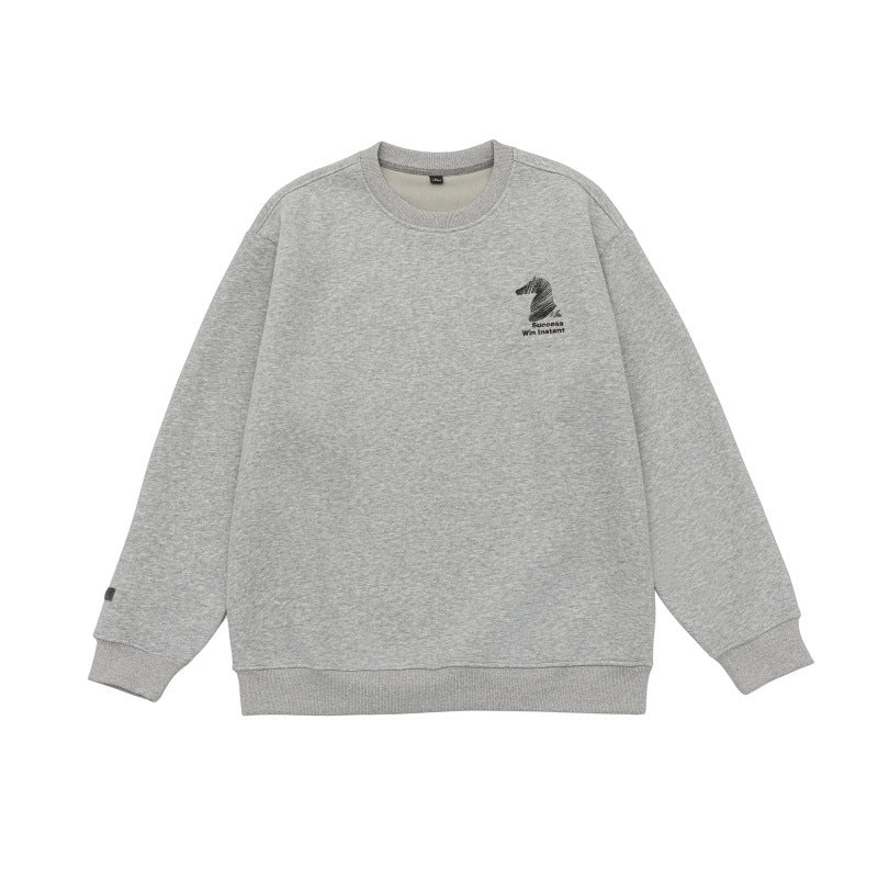 Unisex Oversized Sweatshirt with embroidered chess knight logo and ribbed cuffs EVA-US