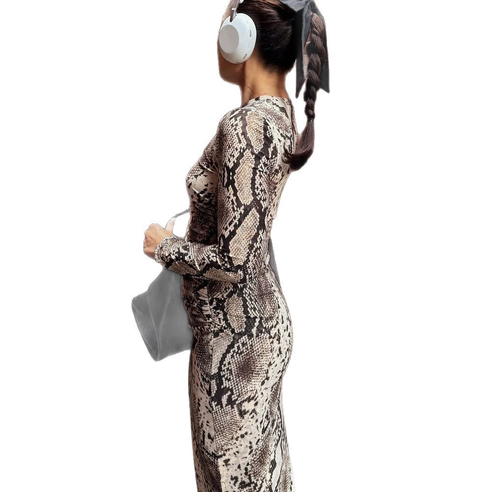 Women's Figure-Hugging Maxi Dress made of Stretch Jersey with Snake Print and Round Neckline EVA-US