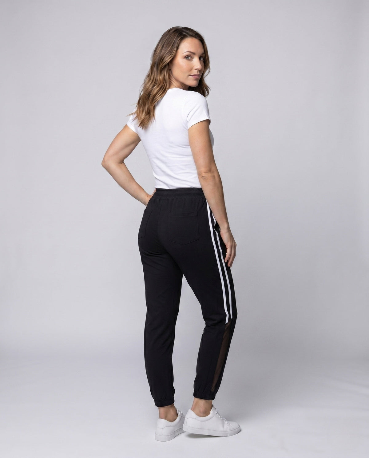 Product 15642564690250 - back_view