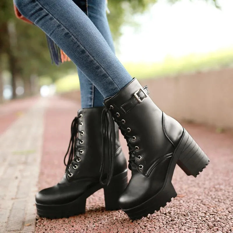 EVA-US | Martin Boots with Lacing and High Heel