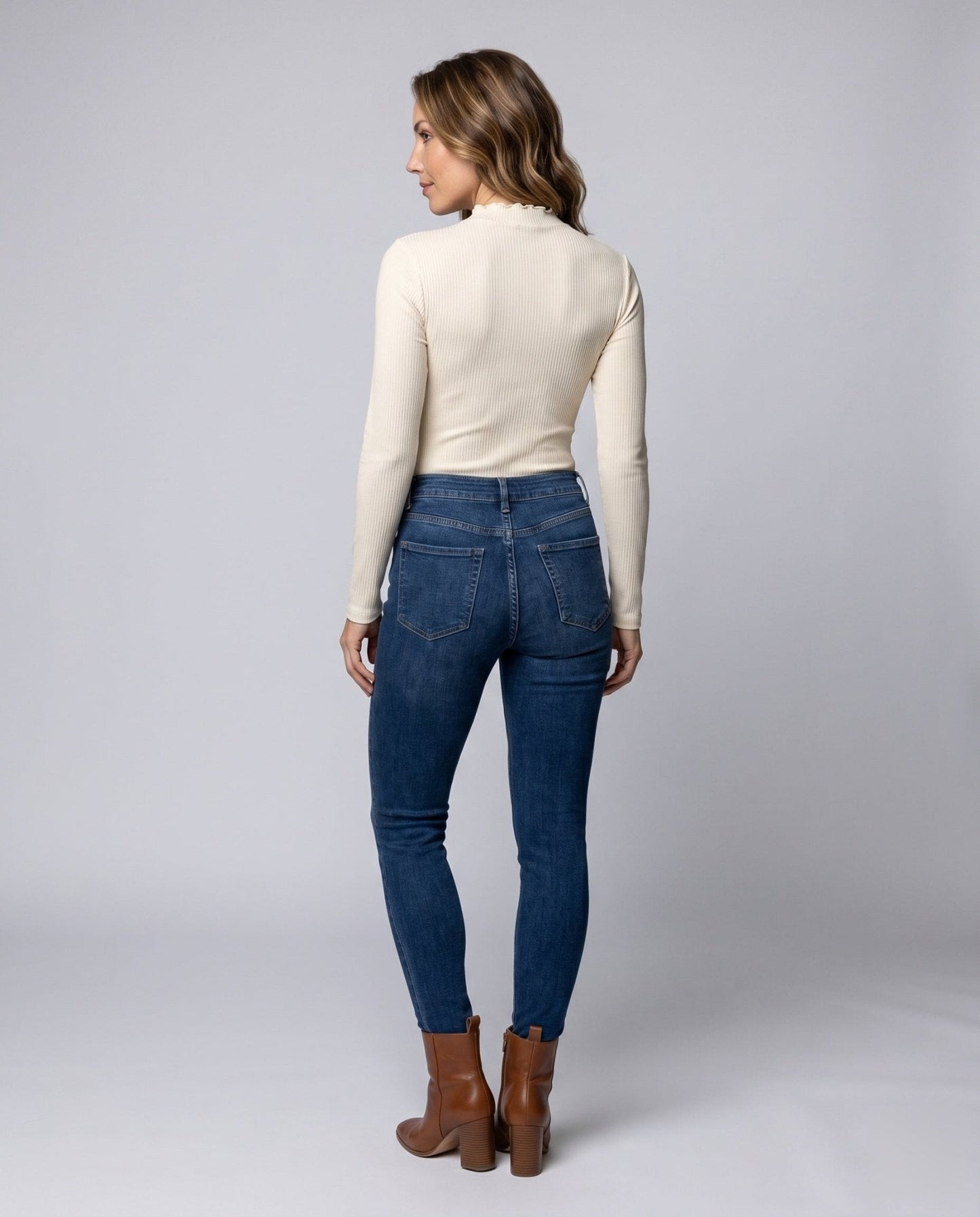 Women’s long sleeve shirt with textured rib design and button details - Chichicherry