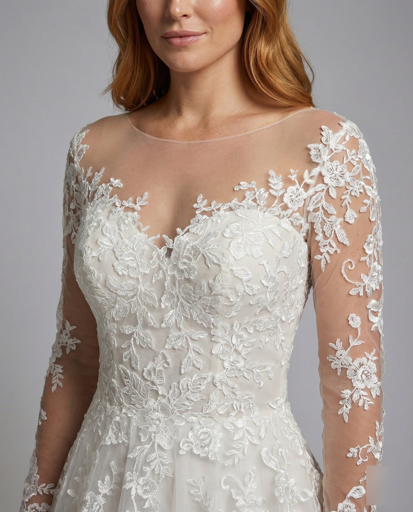 Women's Princess Bridal Dress Lace Long Sleeve Train - close-up detail