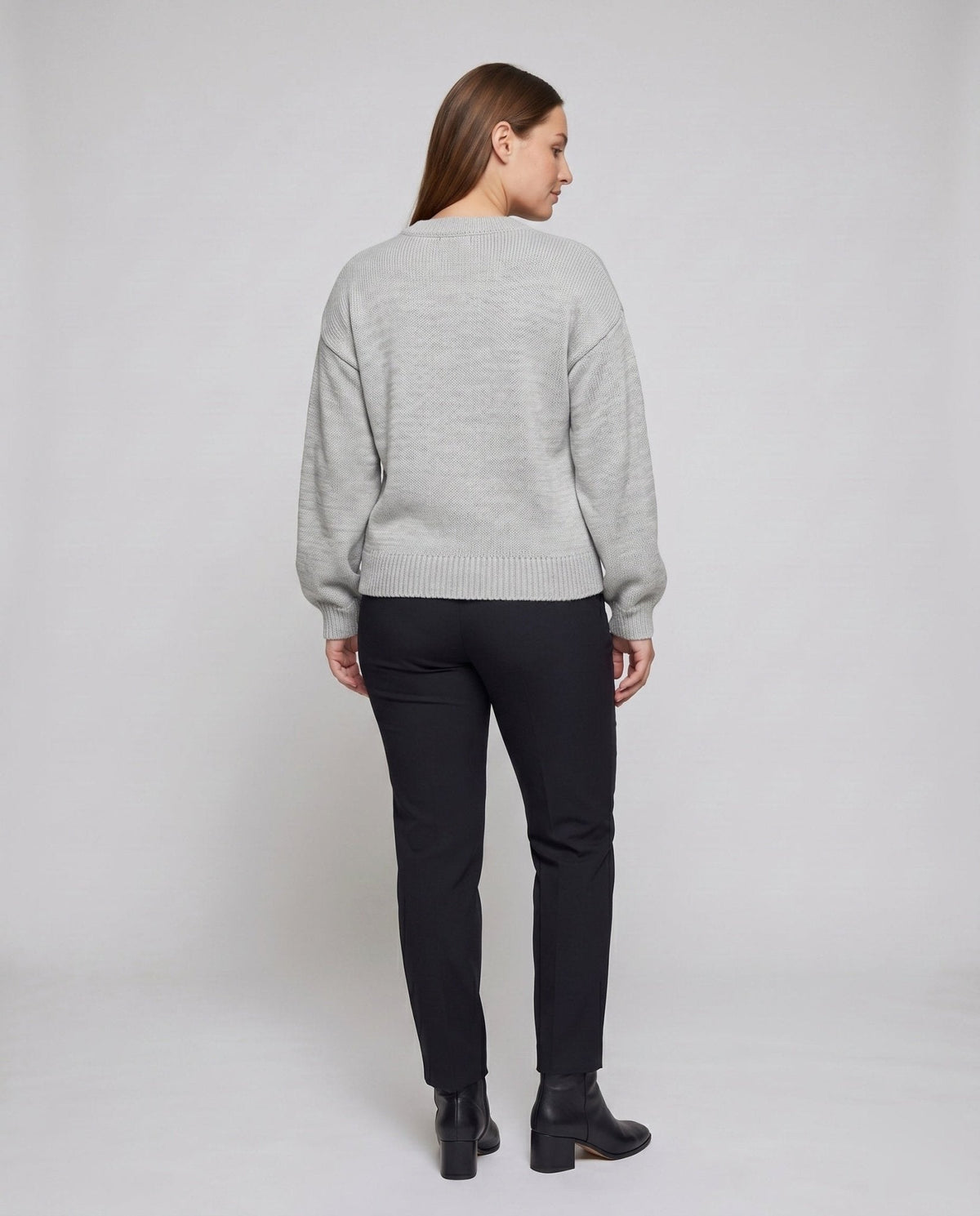 Women's sweatshirt with elegant floral embroidery insert - Chichicherry