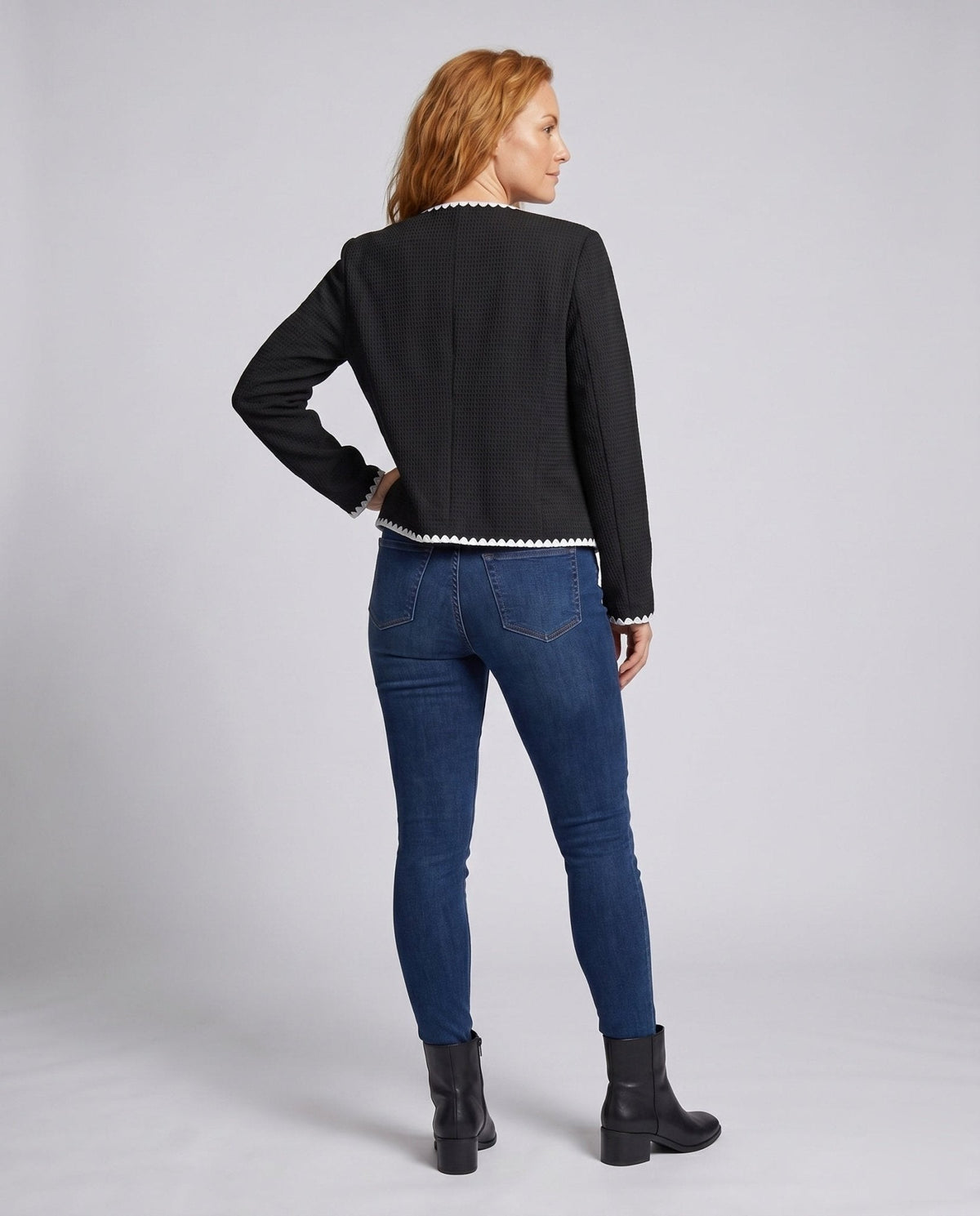 Women's trendy structured jacket with contrasting details - Chichicherry