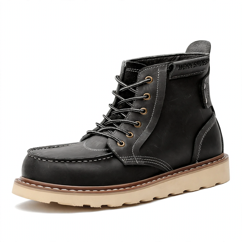 Men's work boots in retro style made of leather