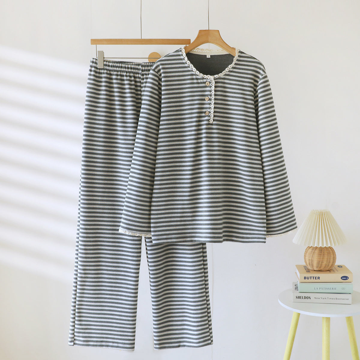 Women’s loungewear set, flannel, lined, loose