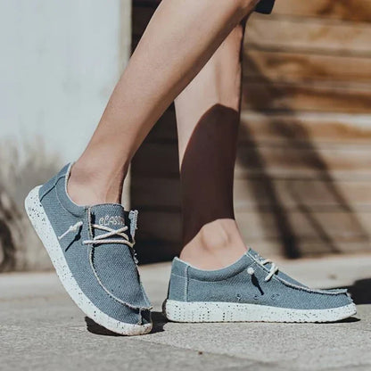 LIGHT COMFORTABLE SLIP-ON SHOES