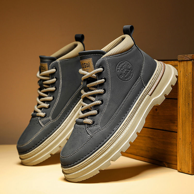 Men's vintage style boots, breathable