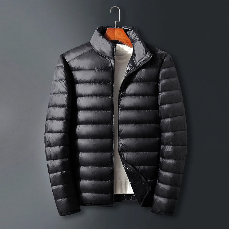 Lightweight men's down jacket with hood, white duck down lining