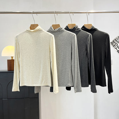 Women's turtleneck sweater made of cashmere blend