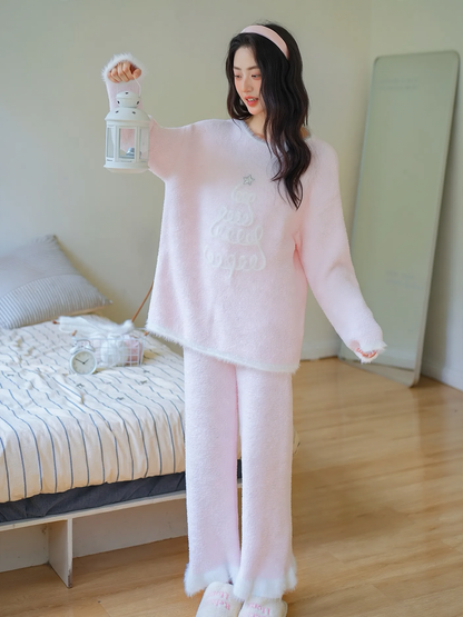 Women's house suit made of soft fleece, two-piece