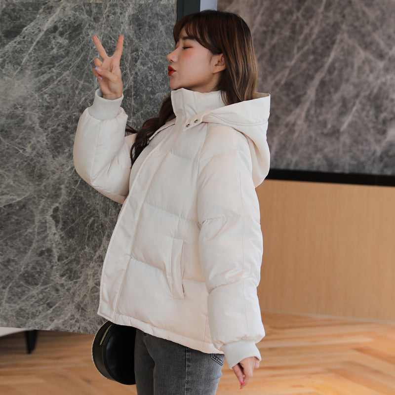 Short, padded ladies' quilted jacket