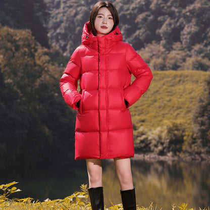 Mid-length women's down coat with 95% white goose down filling
