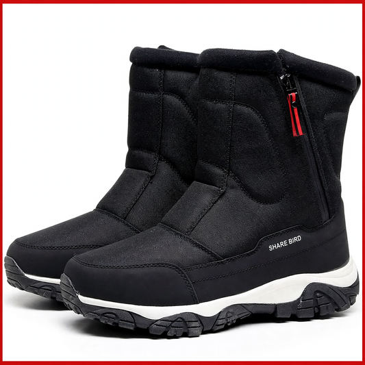 Insulated men's winter boots with non-slip sole