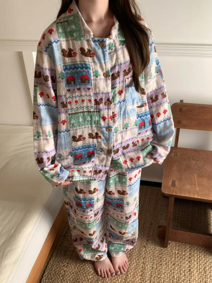 Women's Pajama Set, long-sleeved, with cabin print