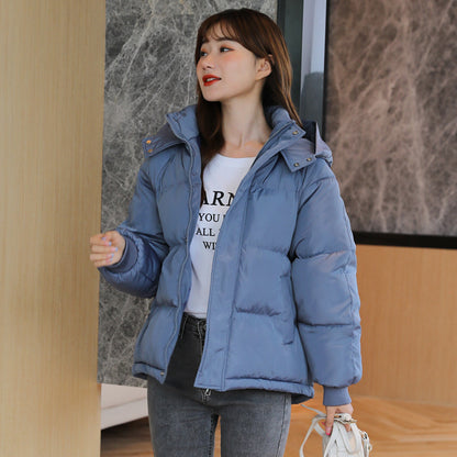 Short, padded women's quilted jacket