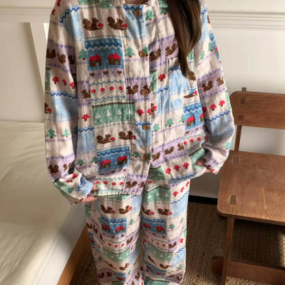 Women's Pajama Set, long-sleeved, with cabin print