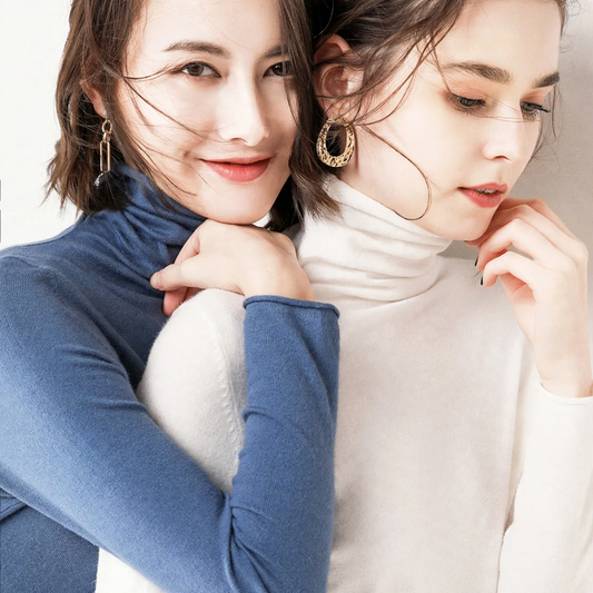 Short roll-neck knit sweater made of wool blend