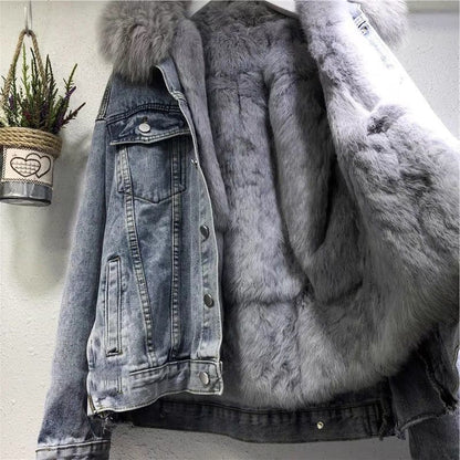 Padded denim jacket for women, short, with faux fur collar
