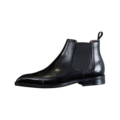 Men's Chelsea boots made of leather, brogue design, round