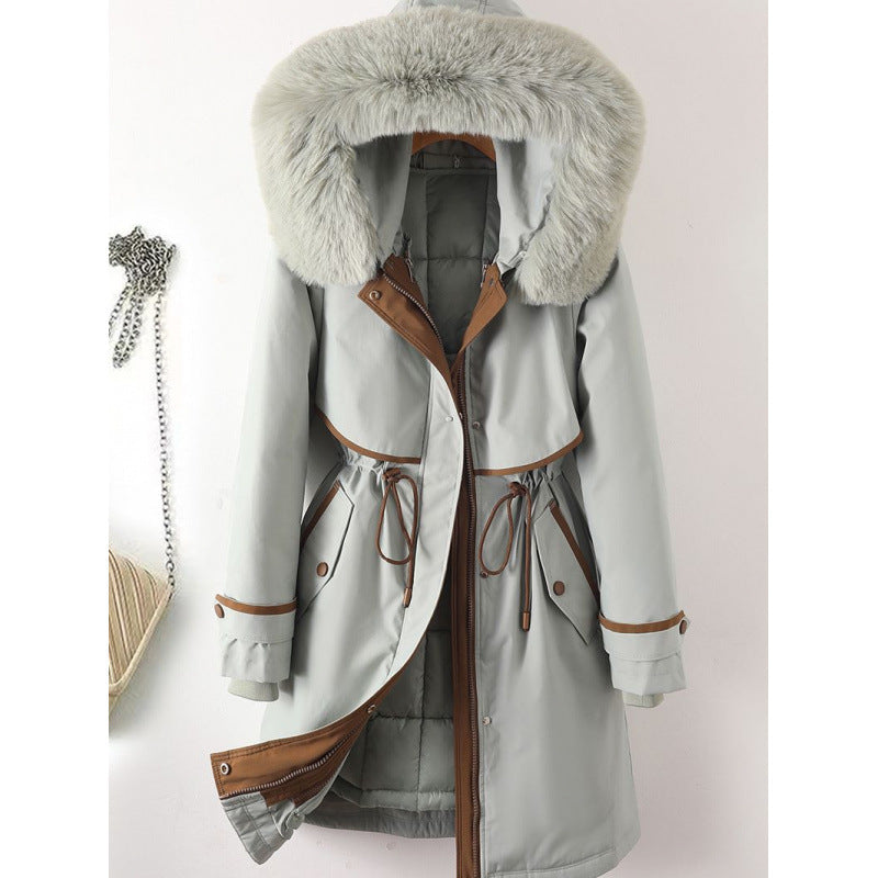Ladies' parka, medium length, with removable inner lining