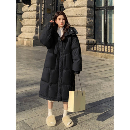 Mid-length, padded women's coat, knee-length