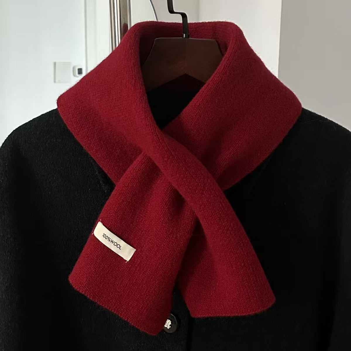 Compact wool scarf, 100% wool