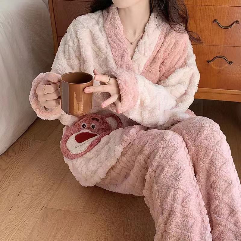 Padded Flannel Loungewear Set for Women