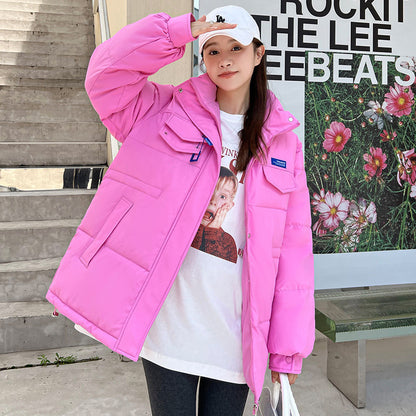 Short women's winter jacket in fashionable design