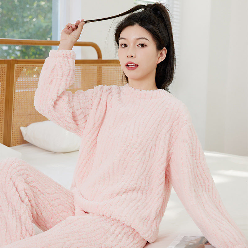 Women's House Suit made of soft plush, warm and fluffy