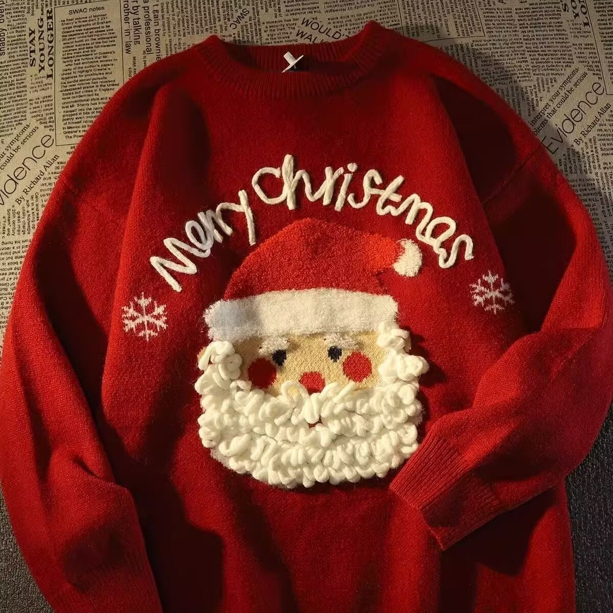 Christmas sweater for men, round neck, motif