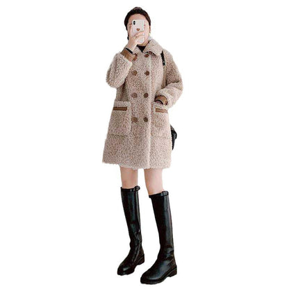 Mid-length lambskin coat for women