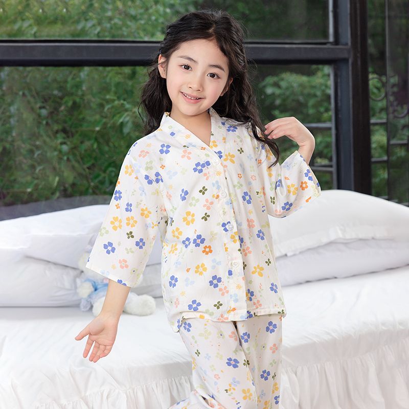 Lightweight children's pajamas for summer