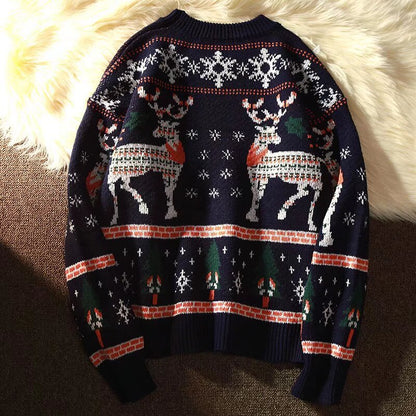 Loose knit sweater in urban style