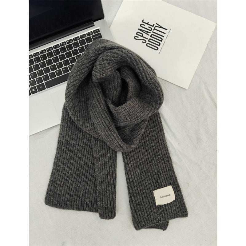 Warmer knitted scarf for women, versatile and fashionable