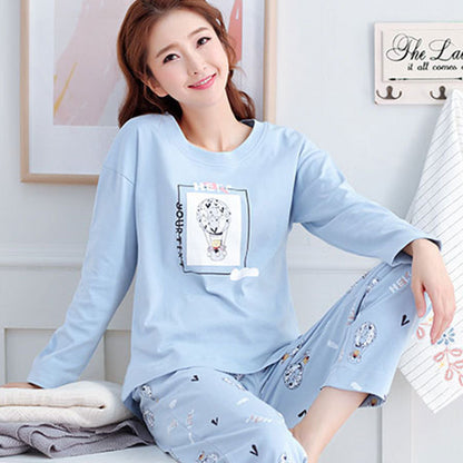 Women’s pajama set with heart print