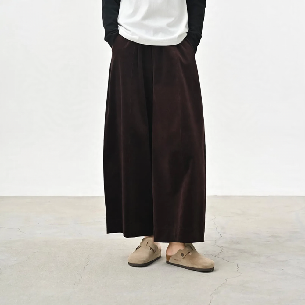 Retro cord pants with elastic waistband