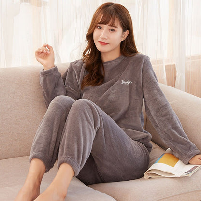 Women's house suit made of coral fleece, extra warm