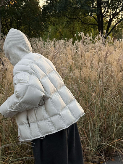 Down jacket for women with knitted hood and duck feathers
