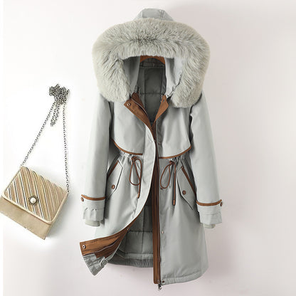 Ladies' parka, medium length, with removable inner lining