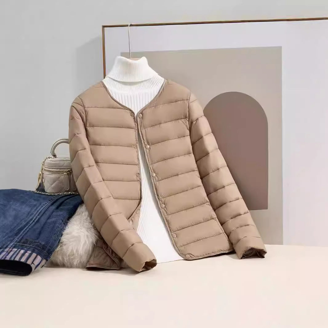 Lightweight, padded women's quilted jacket