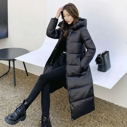 Longer, padded women's coat, knee-length