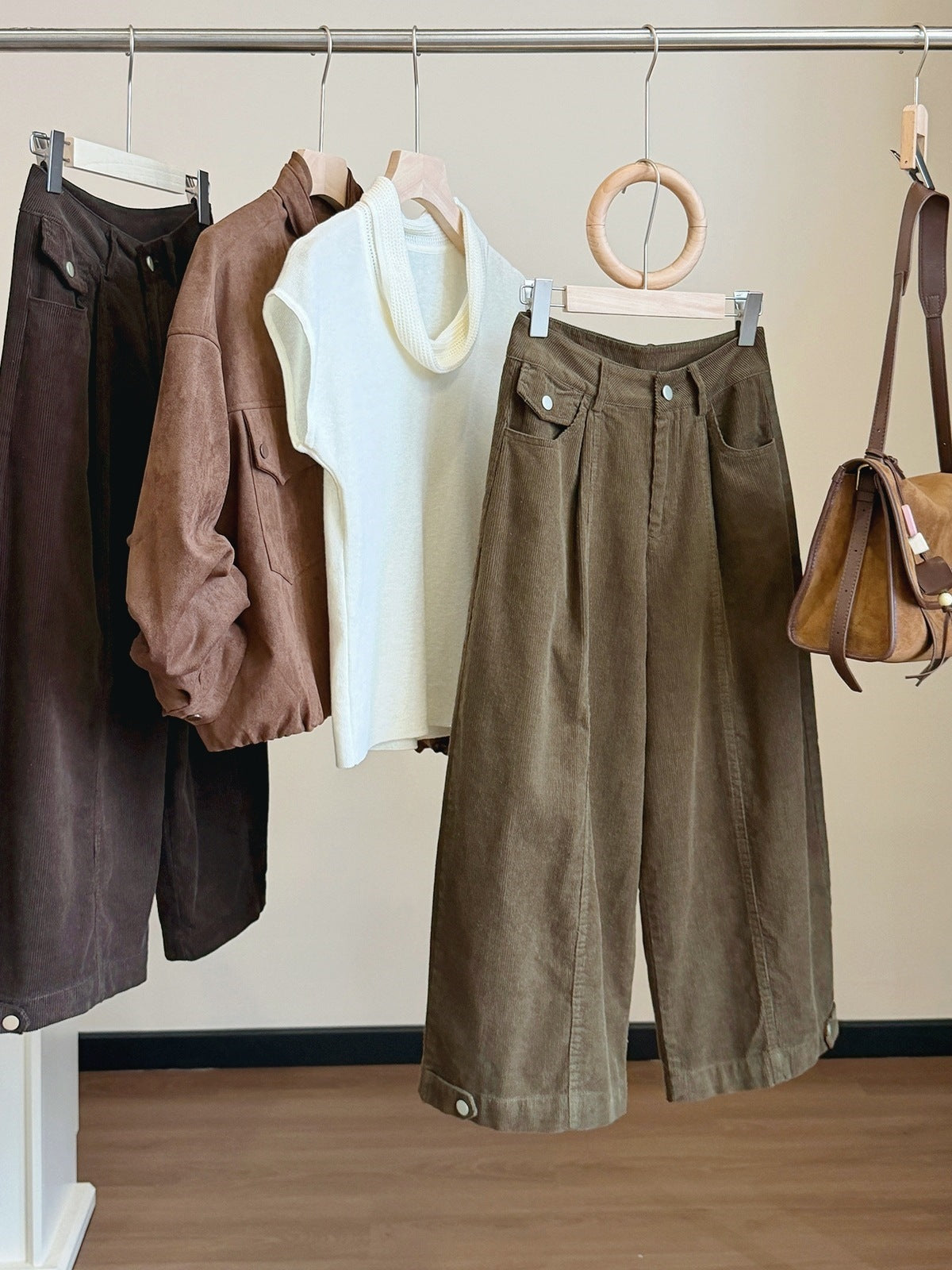 Women's corduroy pants, 7/8 length, wide leg