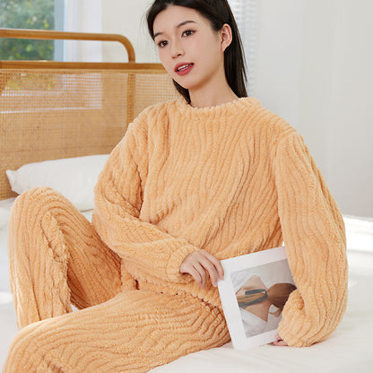 Women's House Suit made of soft plush, warm and fluffy
