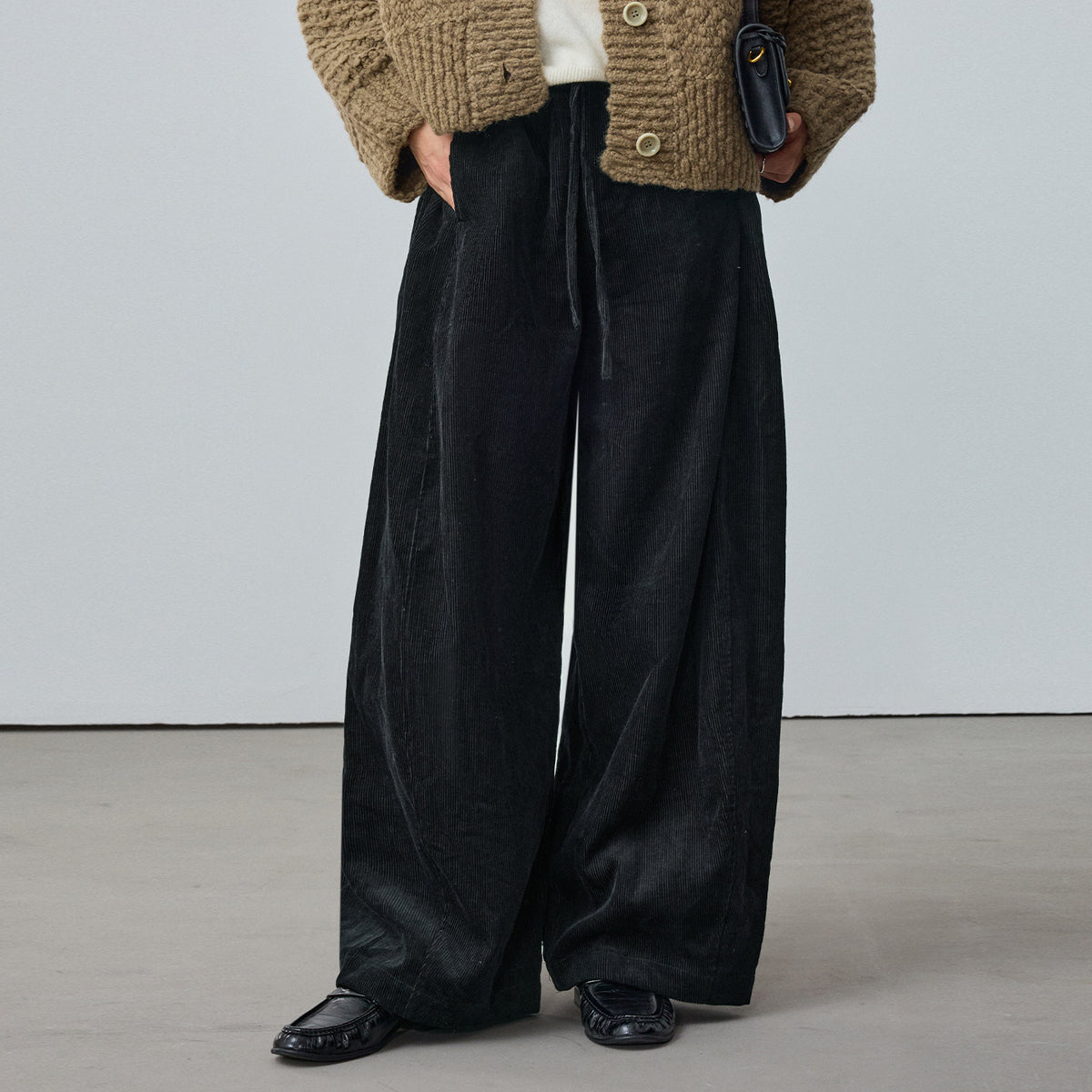 Warm cord pants made of ramie-cotton blend