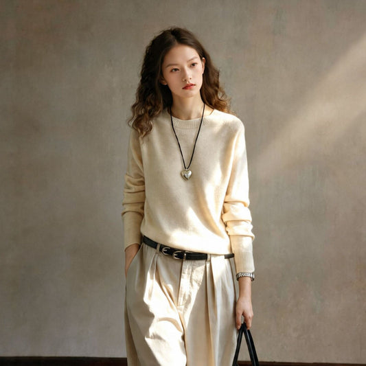 Women's wool sweater, crew neck, loose fit