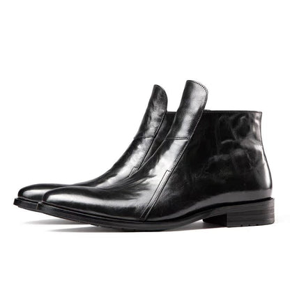 Padded men's Chelsea boots made of leather