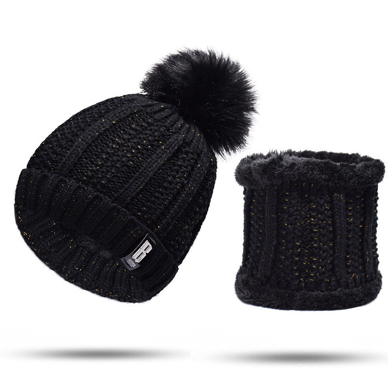 Knitted hat and scarf set, lined, for autumn and winter